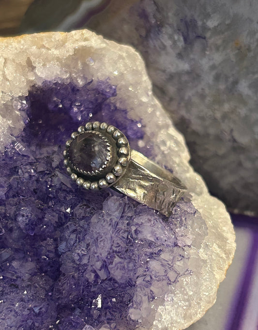 GUZ LOVE NO.109 • Sterling Silver Amethyst Ring