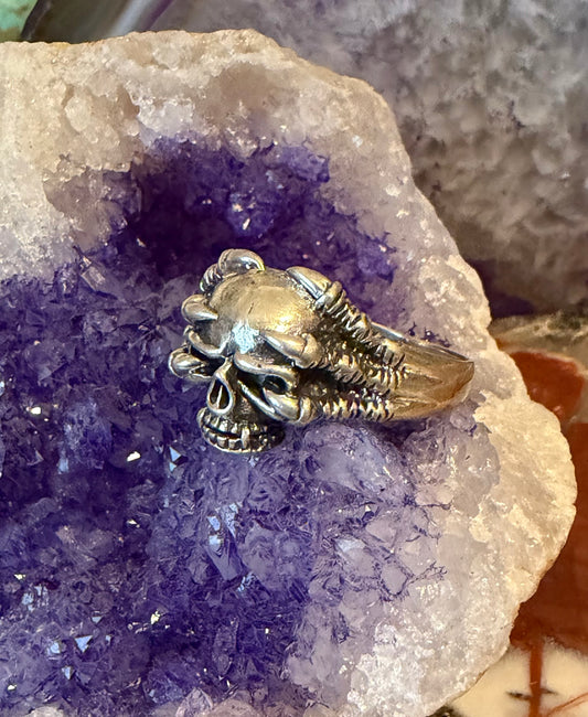 Vintage Sterling Silver Skull And Talons Ring Size 12