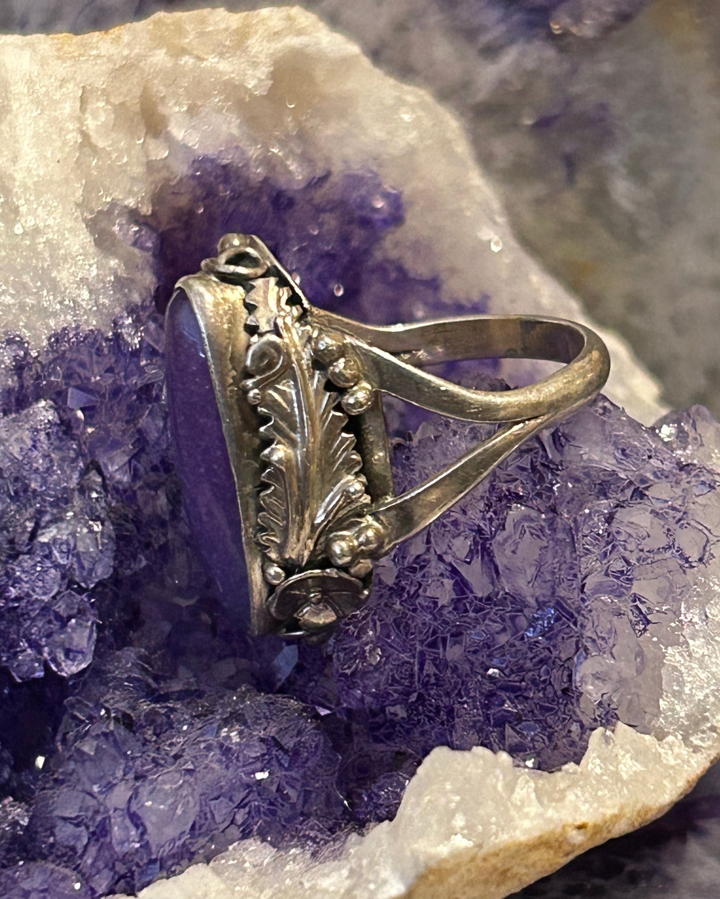 Vintage Sterling Silver Navajo RAMONA Purple Stone & Flowers Signed Ring Sz 8