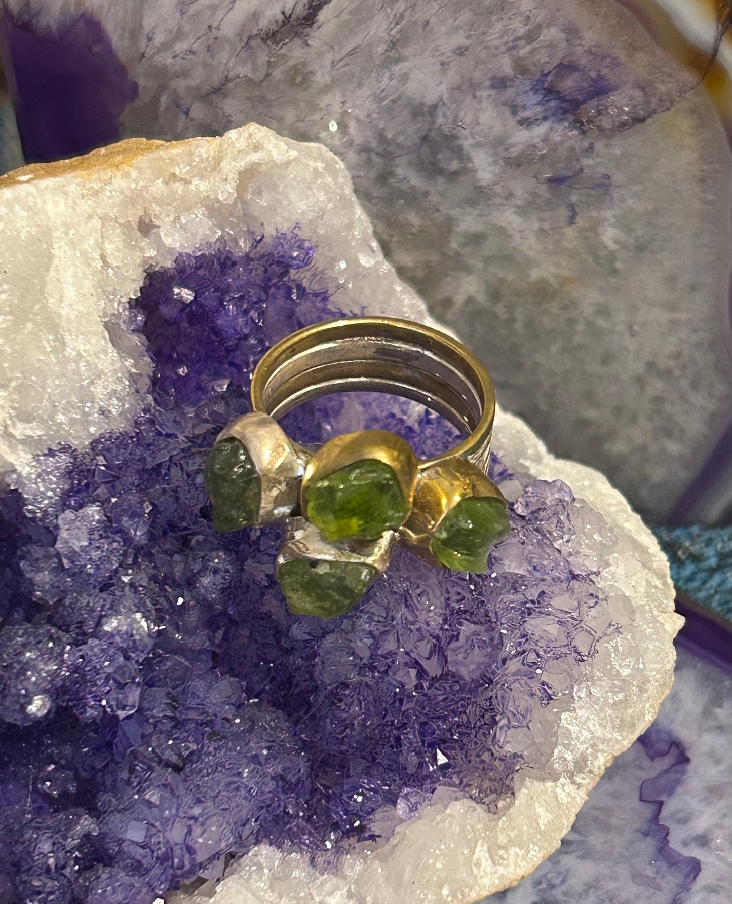 Sterling Silver Two-Tone Natural Peridot Stone Ring Size 7.5