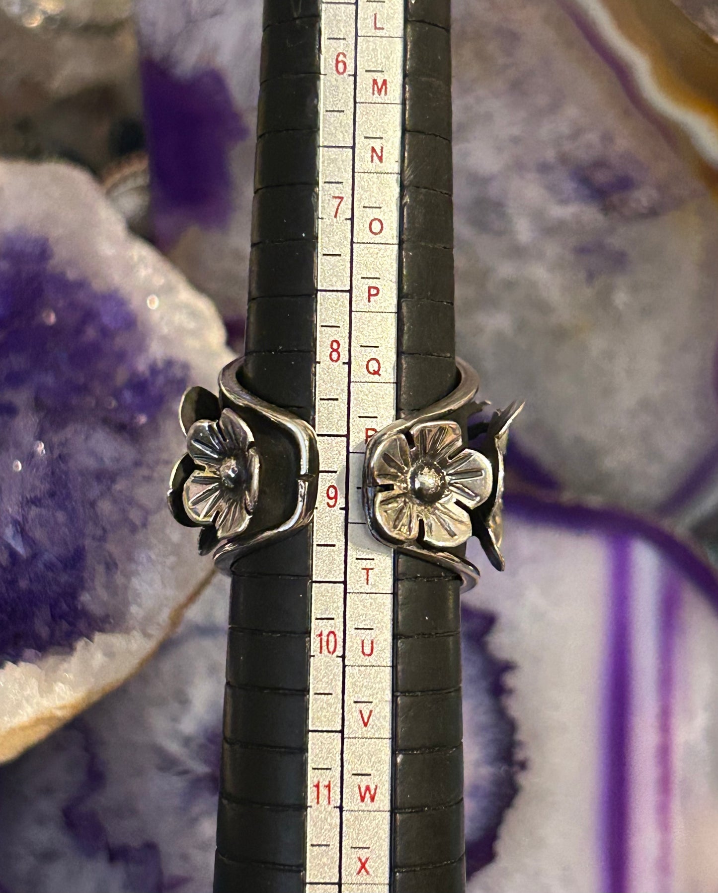 Taxco Mexico Sterling Silver Sacred Heart & Flowers Statement Ring Size 7-9
