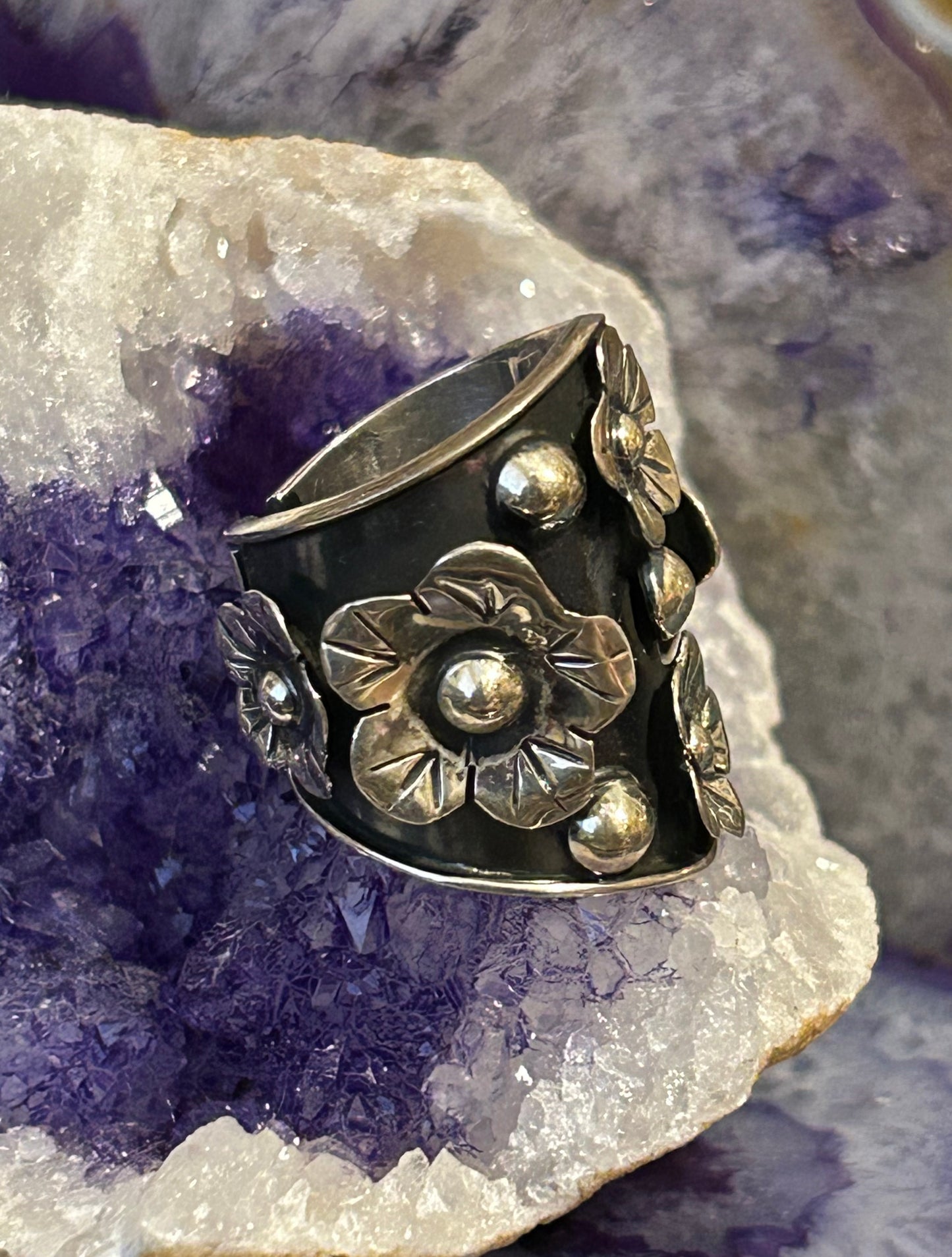Sterling Silver Taxco Mexico Wide Flowers And Balls Ring Size 5-7