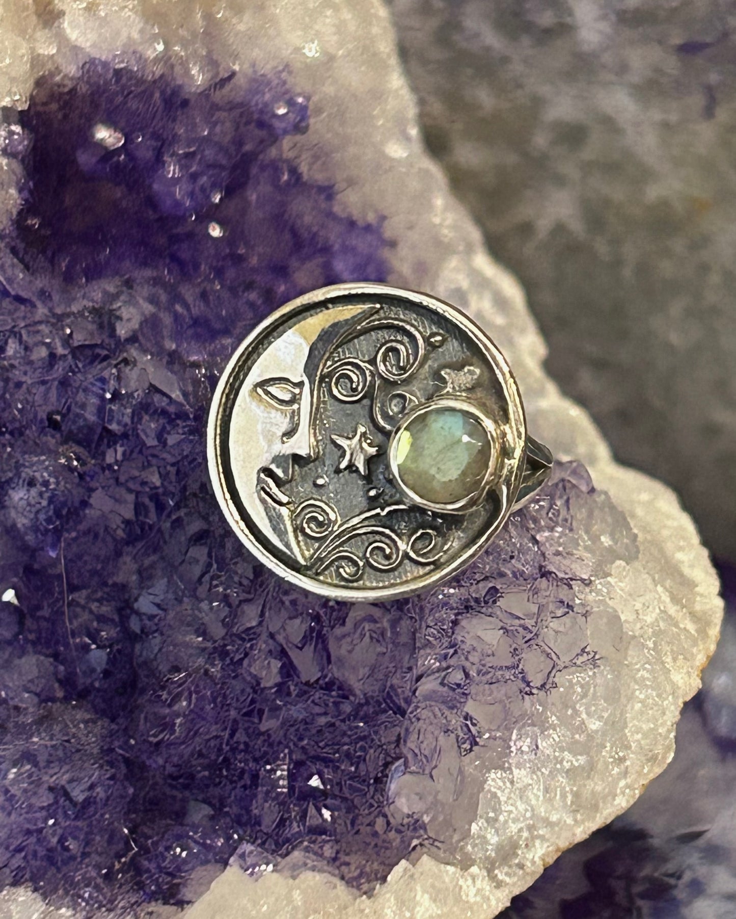 Sterling Silver And Labradorite Celestial Moon Face Ring Size 7