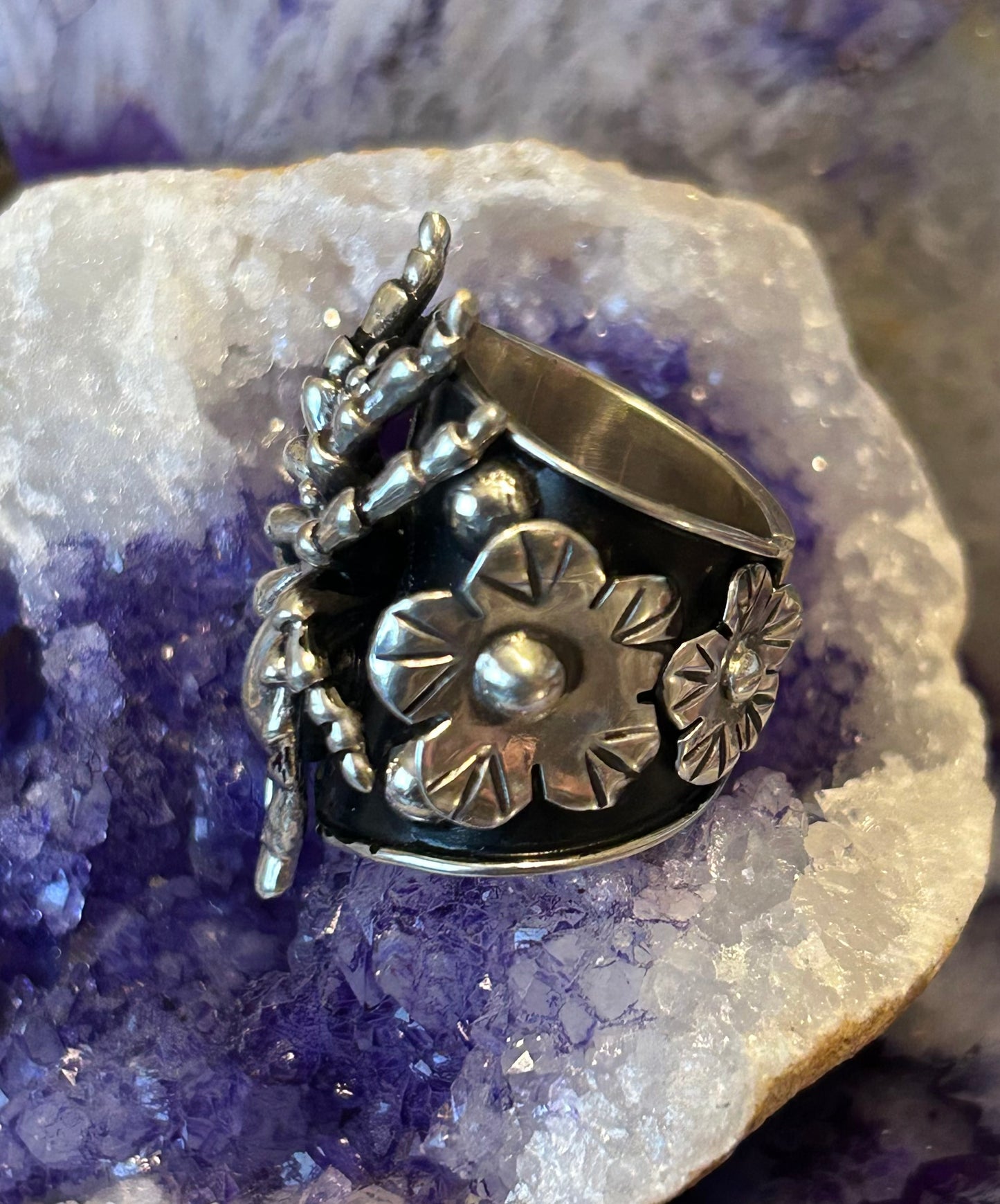 Taxco Mexico Sterling Silver Tarantula Spider & Flowers Statement Ring Size 7-9