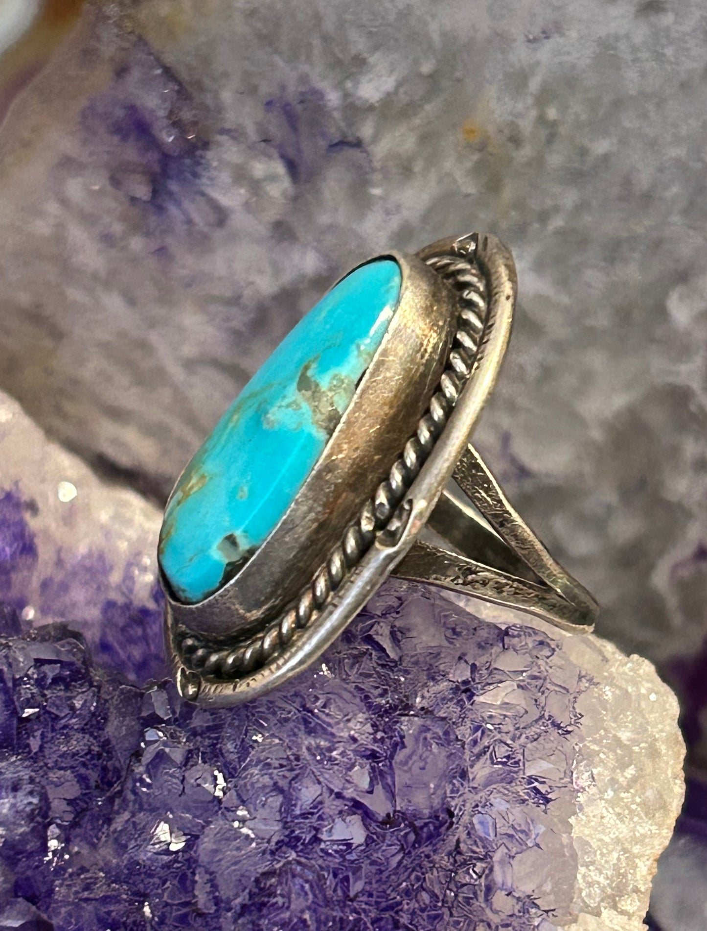 Sterling Silver Vintage Native American Turquoise Ring • Size 7