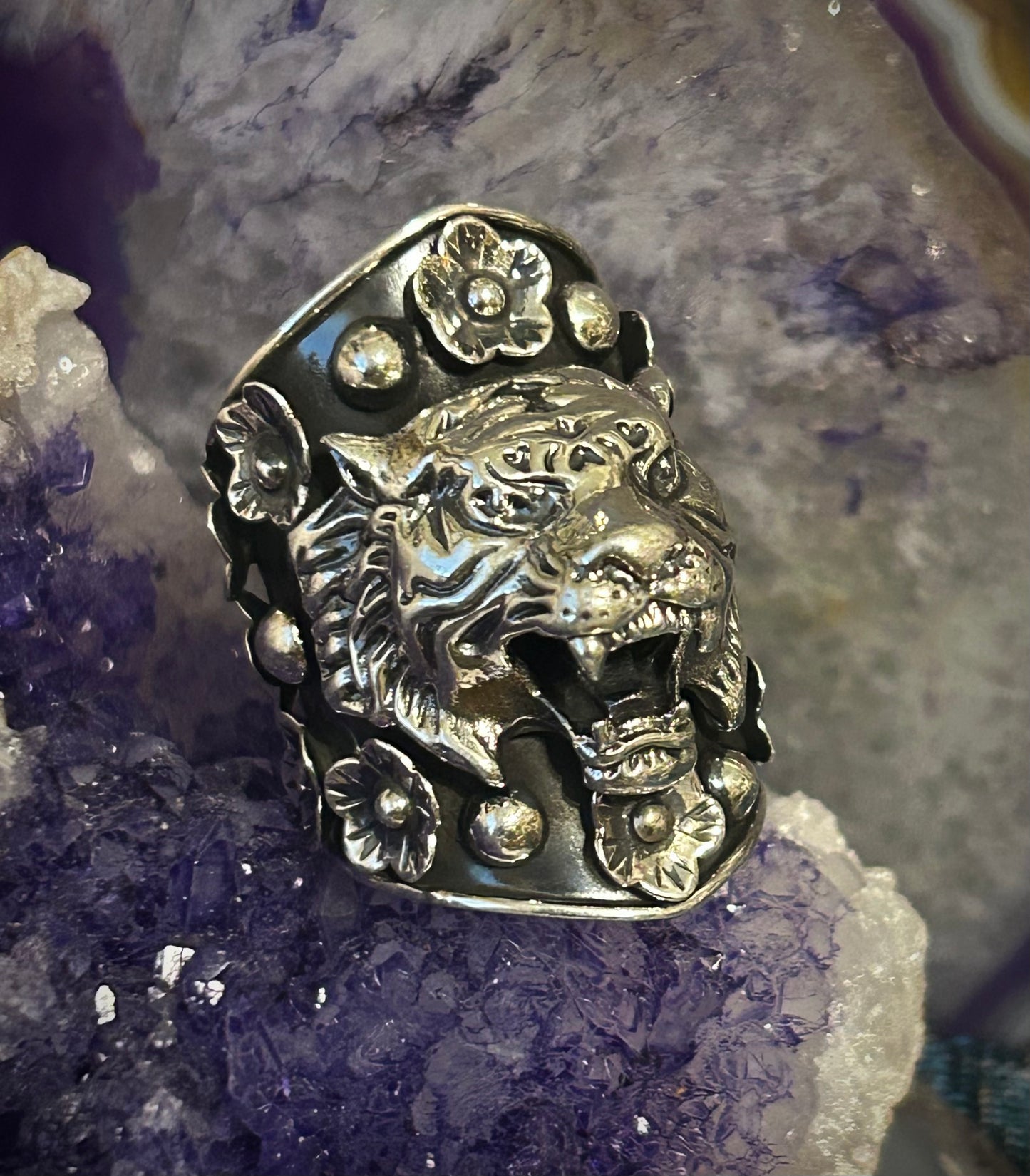 950 Silver Taxco Mexico Large Tiger And Flowers Wide Ring Sz 7-8.5