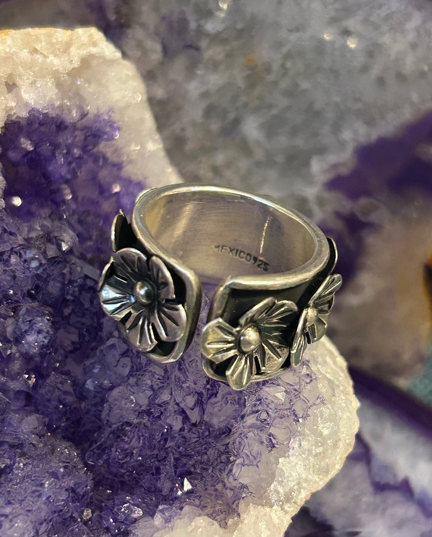 Sterling Silver Taxco Mexico Emerald Heart & Flowers Ring Size 8-9.5