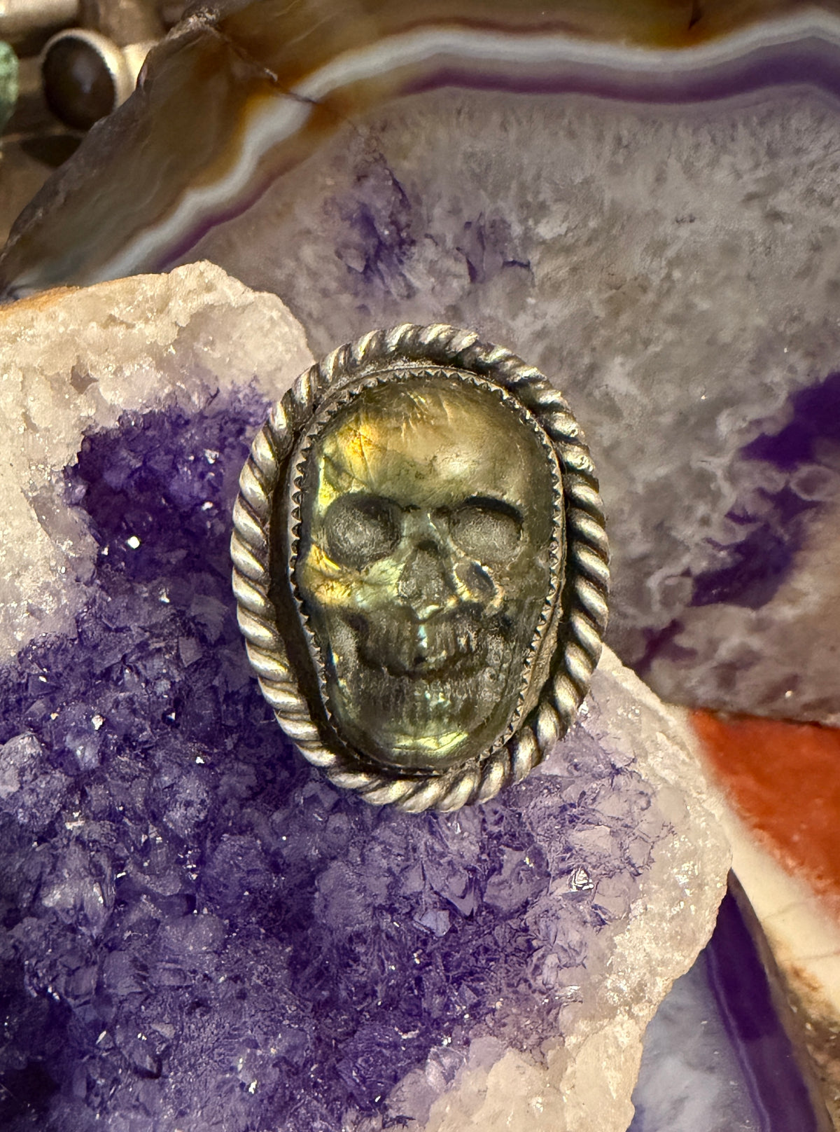 GUZ LOVE NO.111 • Statement Labradorite Skull Ring