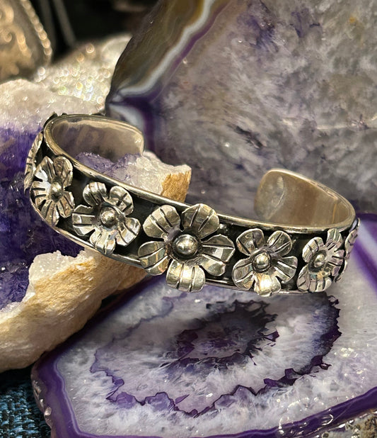 925 Sterling Silver Taxco Mexico Handmade Flower Cuff Bracelet