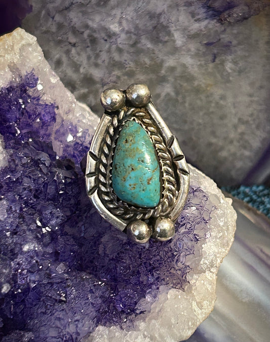 Vintage Sterling Silver Natural Turquoise Ring • Size 7.25