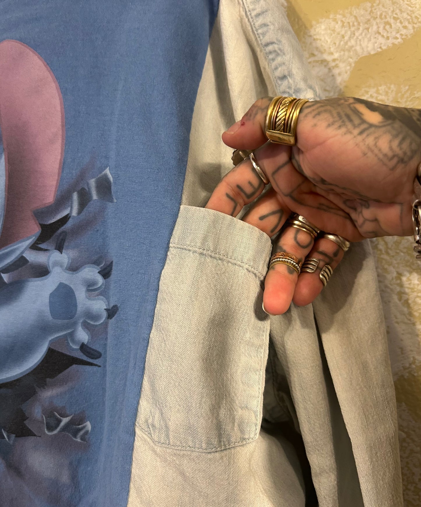 GuzFurbished 1of1 CutNsew “ALIEN BREAKTHROUGH” Long-Sleeve Shirt