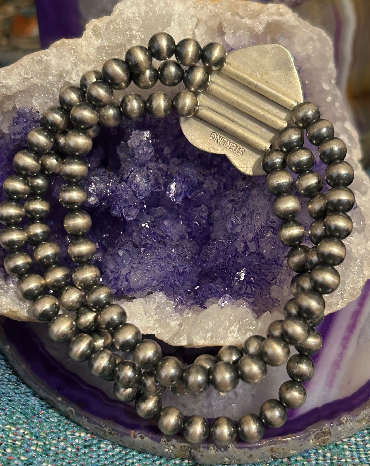 Sterling Silver Desert Pearl Ball Beads and Spiny Oyster Heart Stretch Bracelet