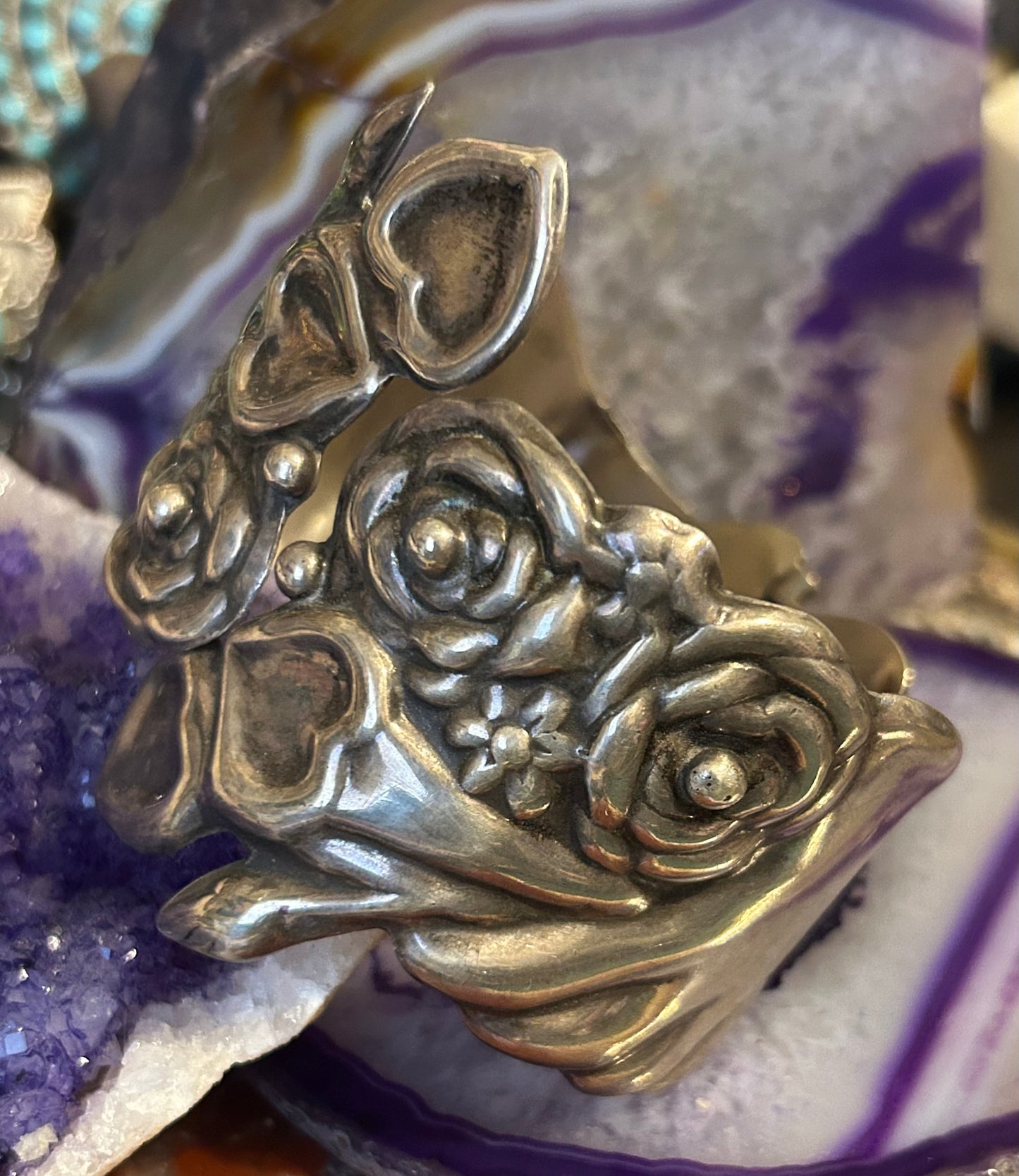 Vintage Taxco Mexico Sterling Silver bouquet of Hearts & Roses Repousse Clamper Bracelet