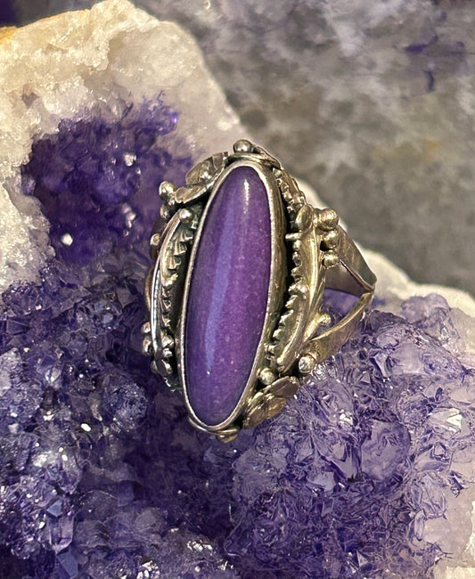 Vintage Sterling Silver Navajo RAMONA Purple Stone & Flowers Signed Ring Sz 8