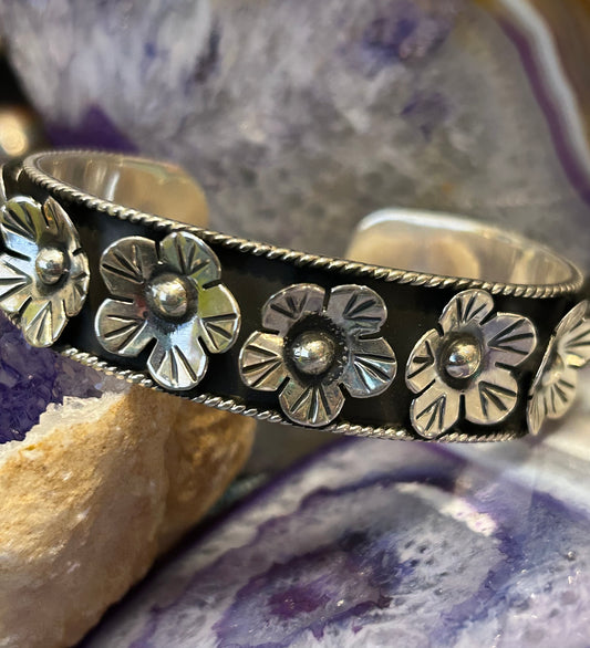 Sterling Silver Taxco Mexico Flower & Rope Handmade Cuff Bracelet