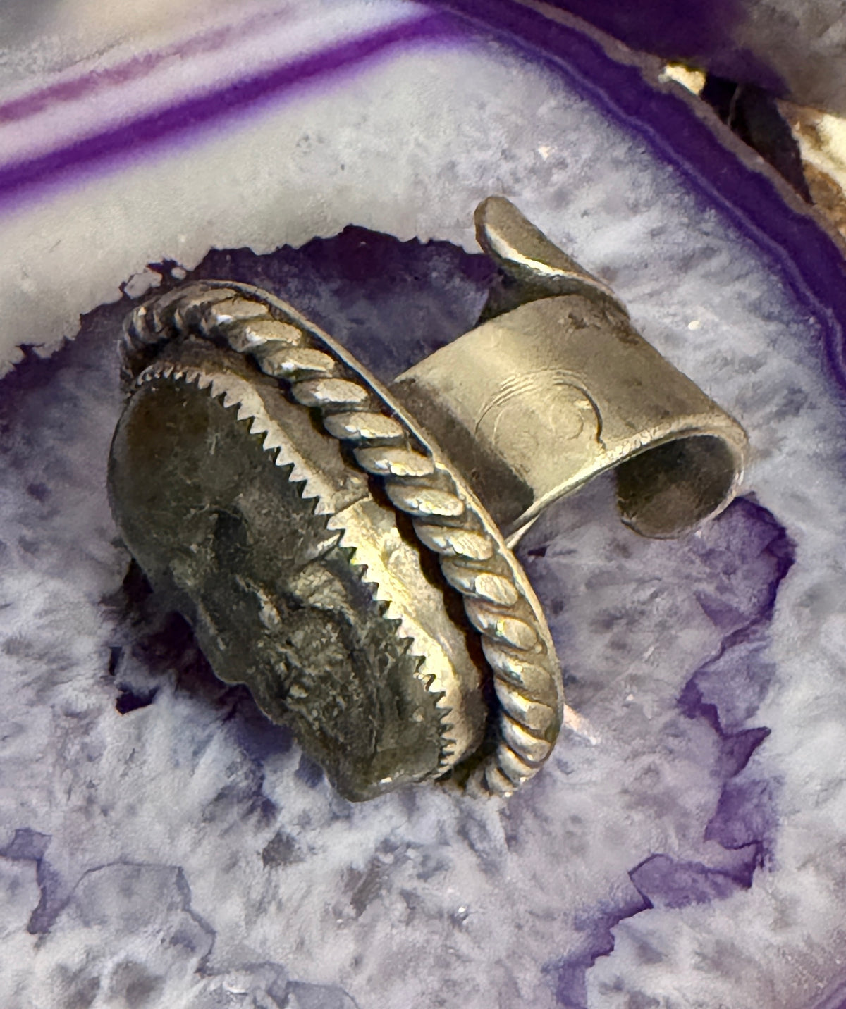 GUZ LOVE NO.111 • Statement Labradorite Skull Ring