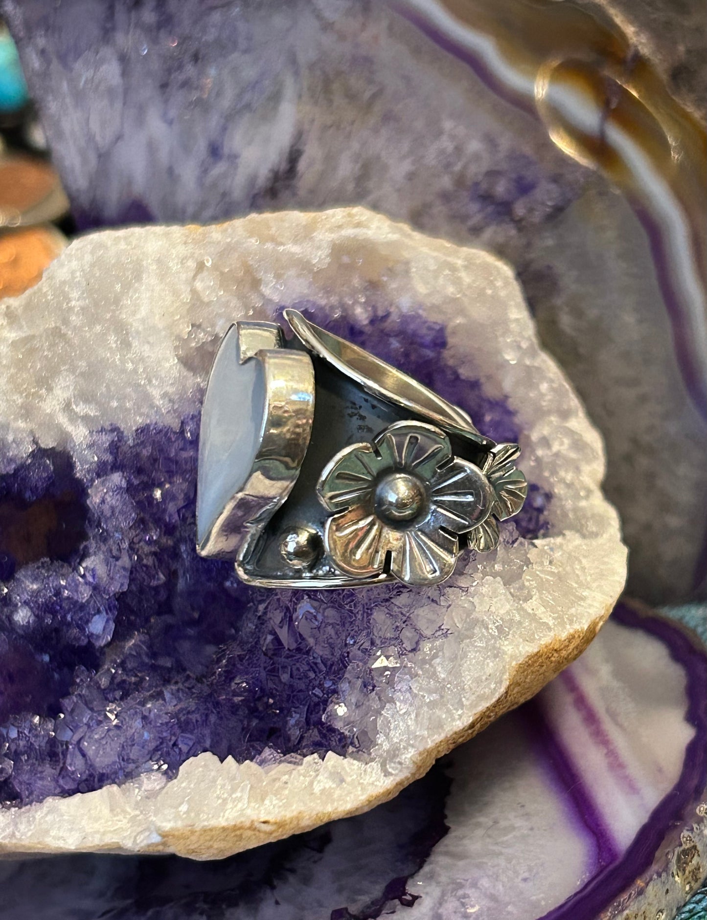 Taxco Mexico Sterling Silver Mother Of Pearl Heart & Flowers Ring Size 7-9