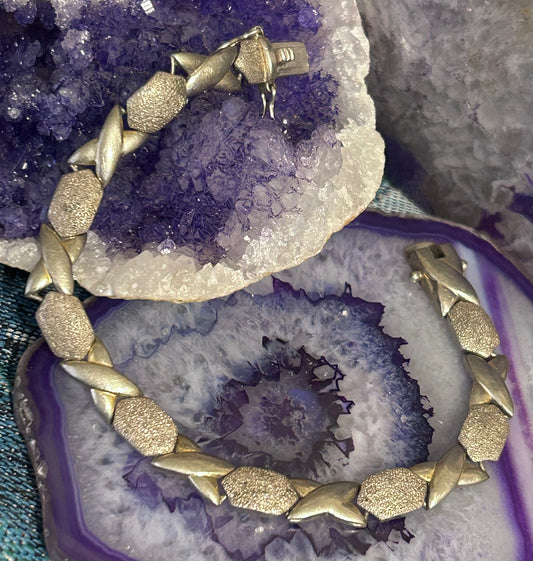 Vintage 925 Sterling Silver XOXO Hexogon Link Bracelet