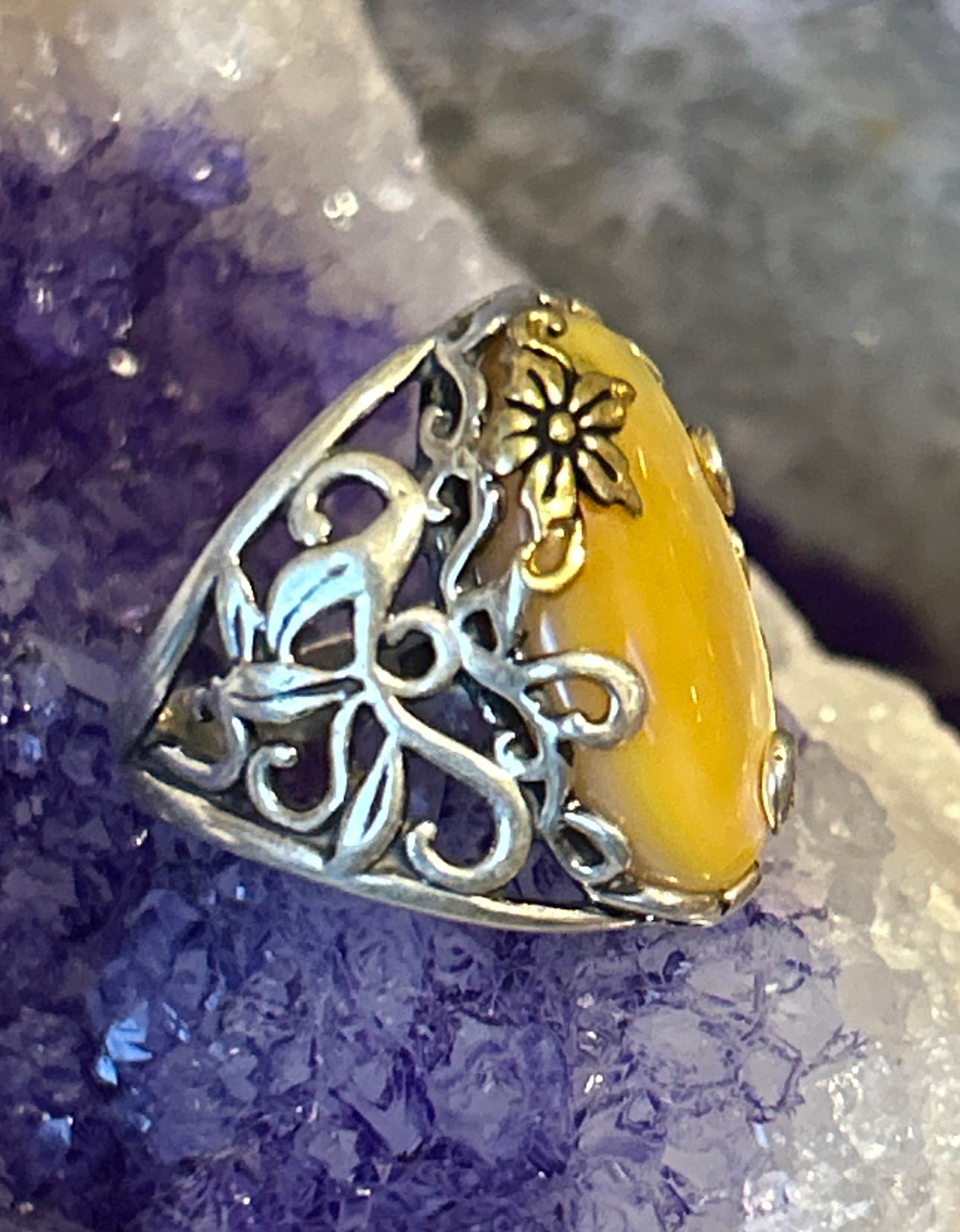 Sterling Silver Relios Yellow Mother Of Pearl w/ Flower Ring Size 7.5