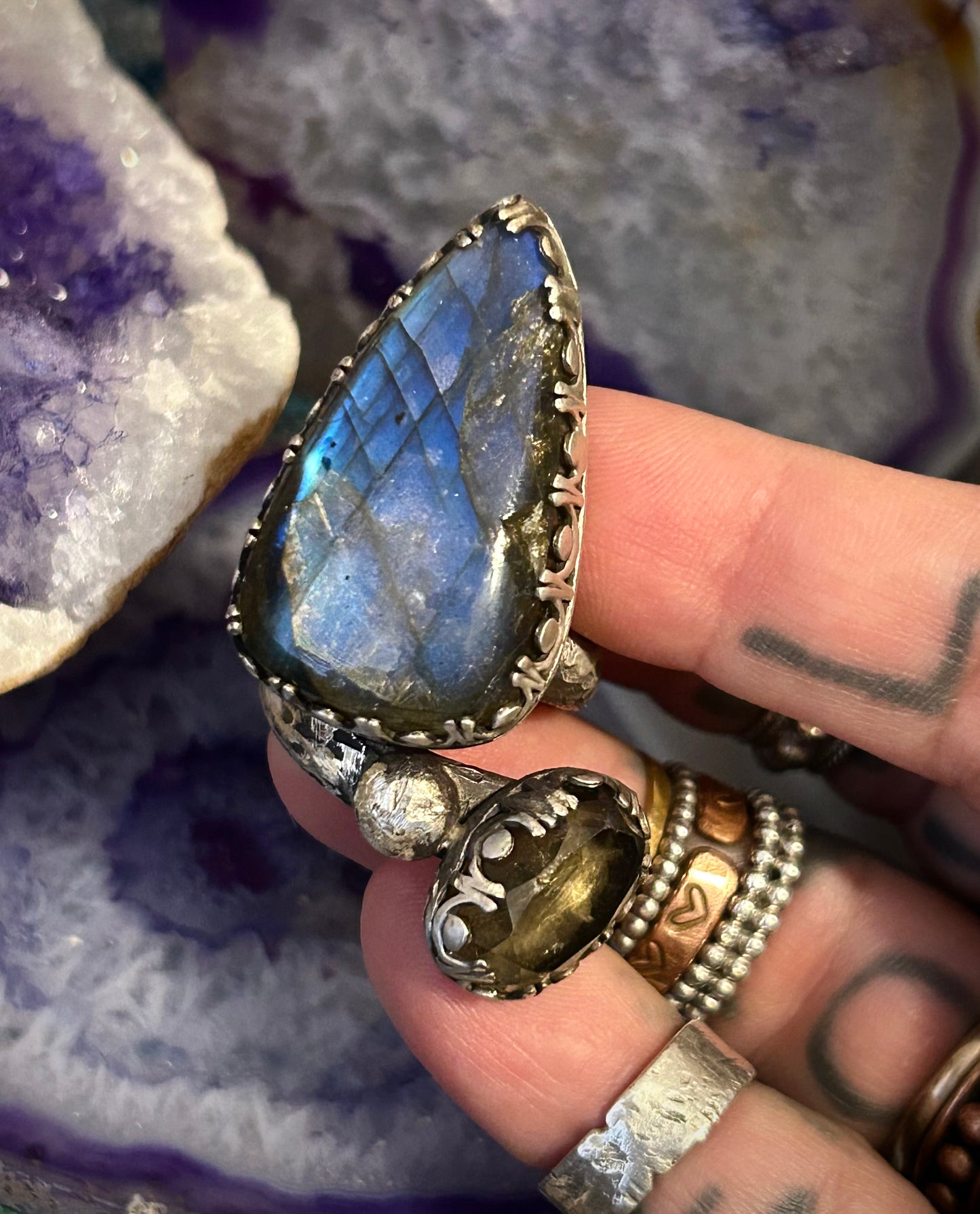 GUZ LOVE NO.99 • Sterling Silver, Labradorite, & Smokey Quartz Ring