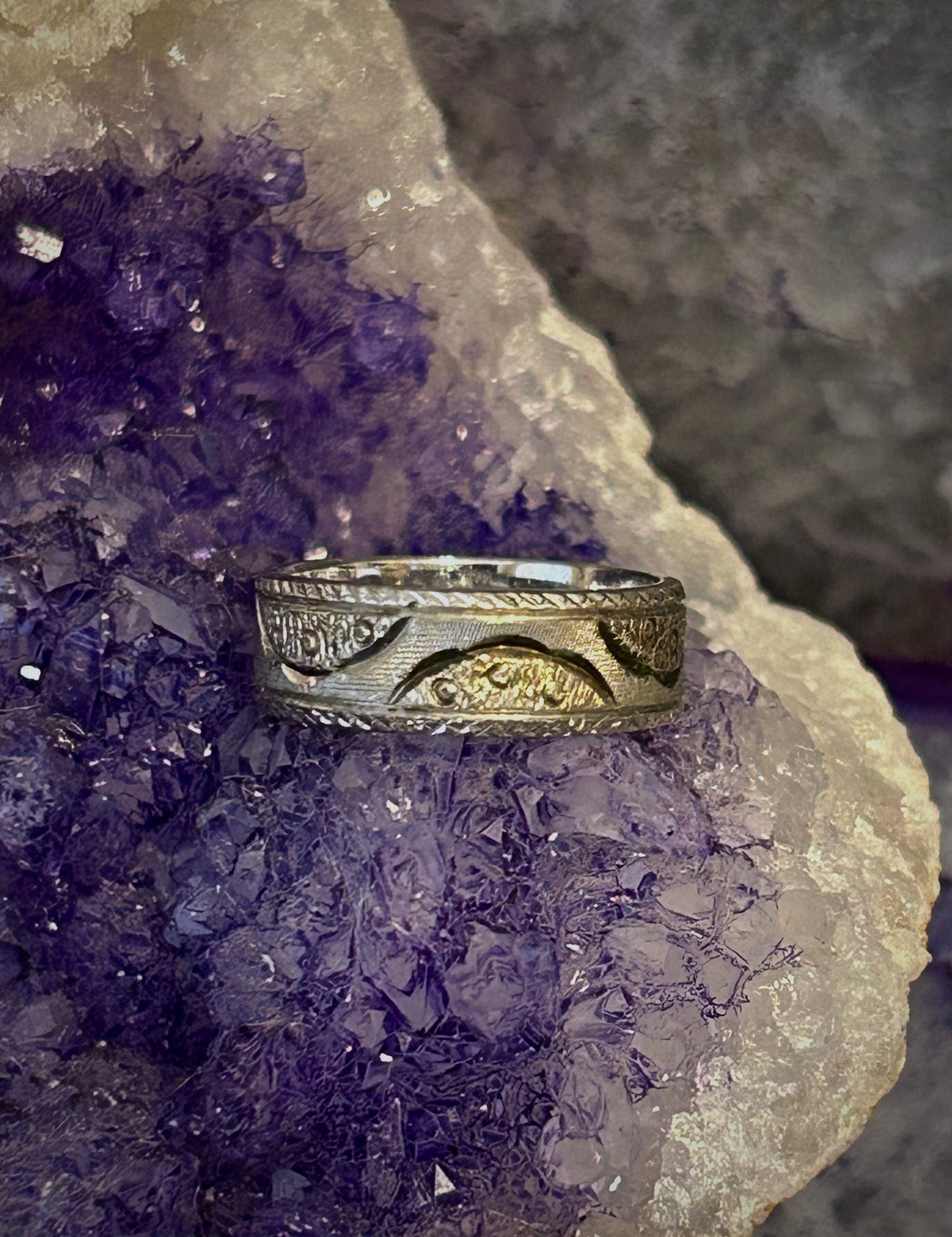 Vintage Sterling Silver Abstract Design Textured 2-tone Ring • Size 5