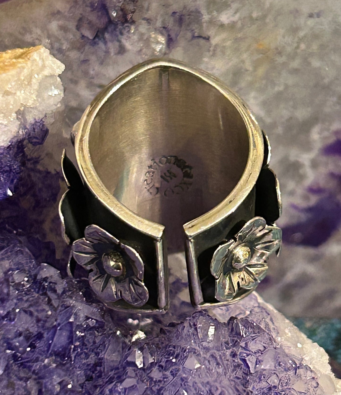 950 Silver Taxco Mexico Large Skull And Flowers Ring Sz 7-8.5