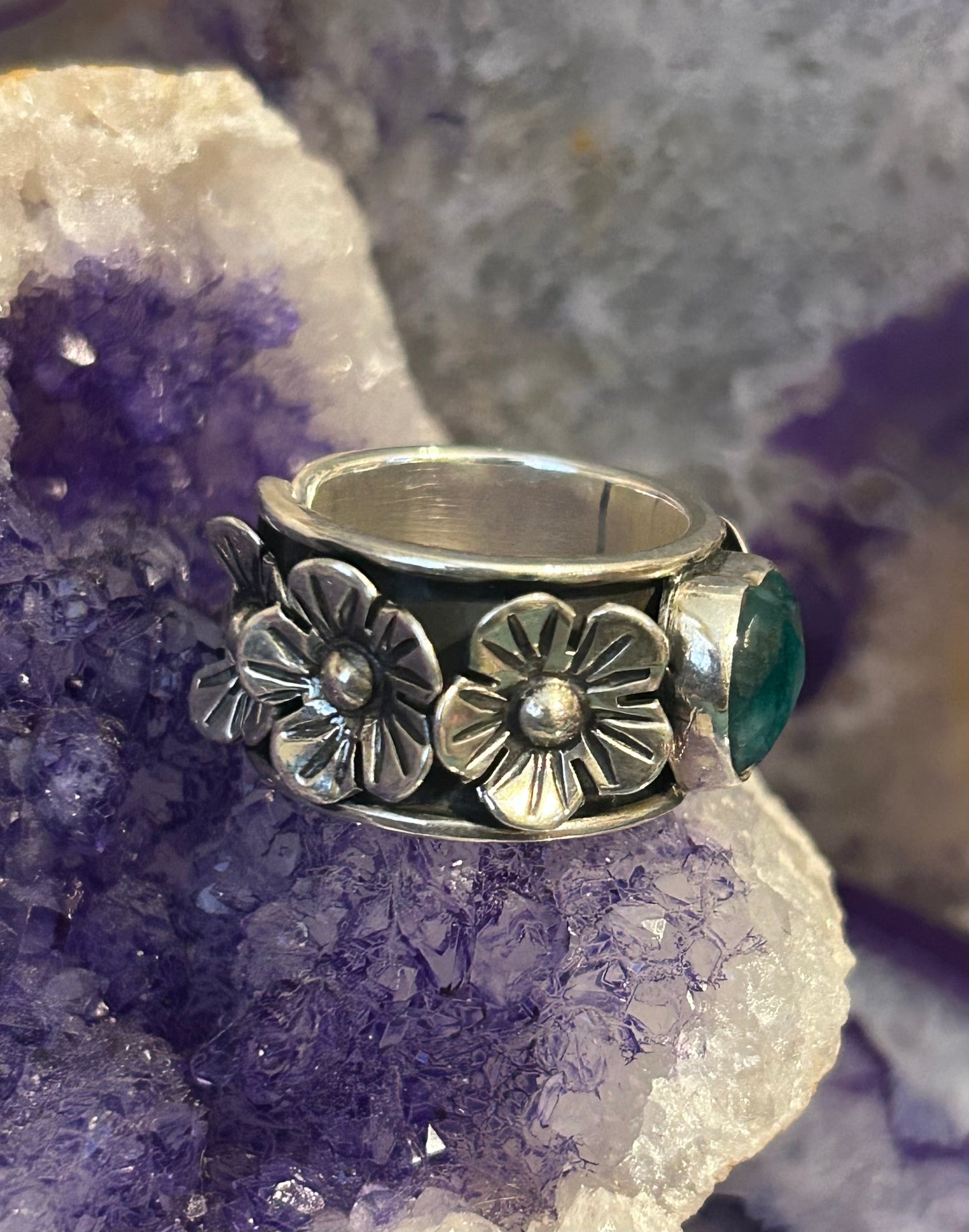 Sterling Silver Taxco Mexico Emerald Heart & Flowers Ring Size 8-9.5