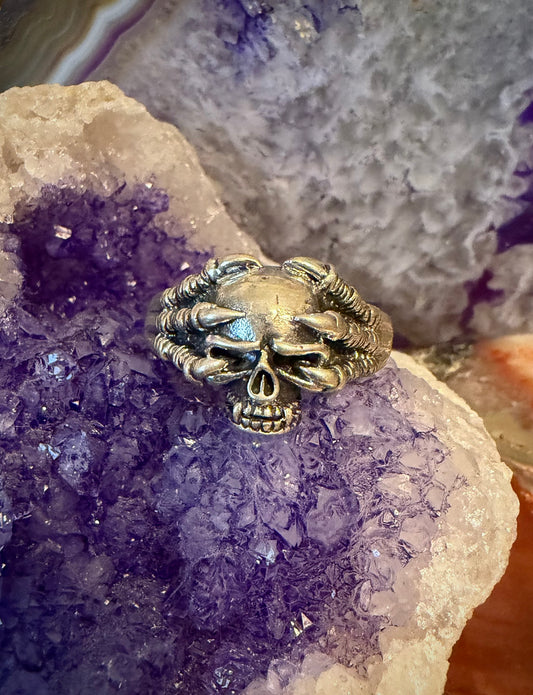Vintage Sterling Silver Skull And Talons Ring Size 12
