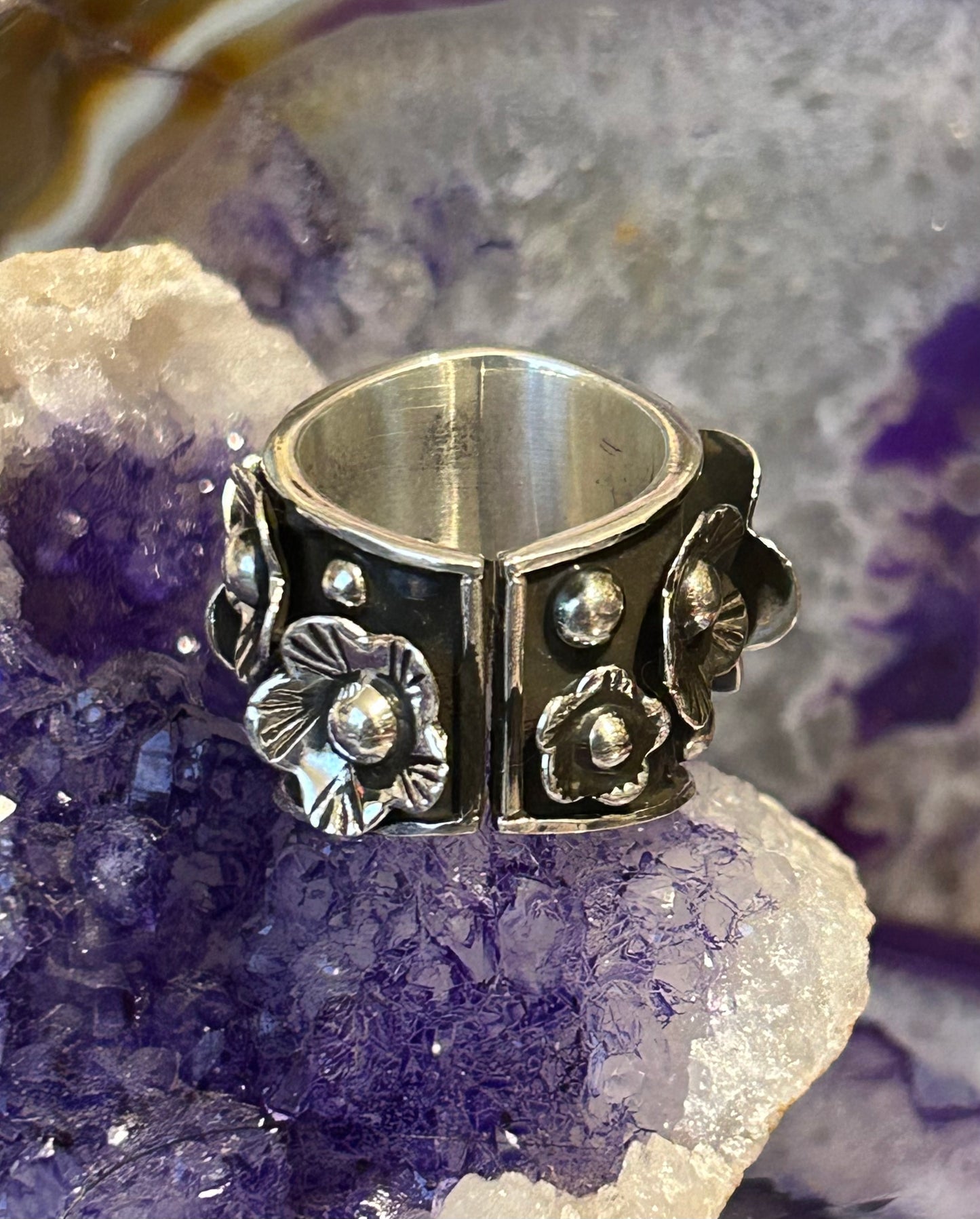 Sterling Silver Modern Taxco Mexico Ring With Flowers • Size 6.5-8.5