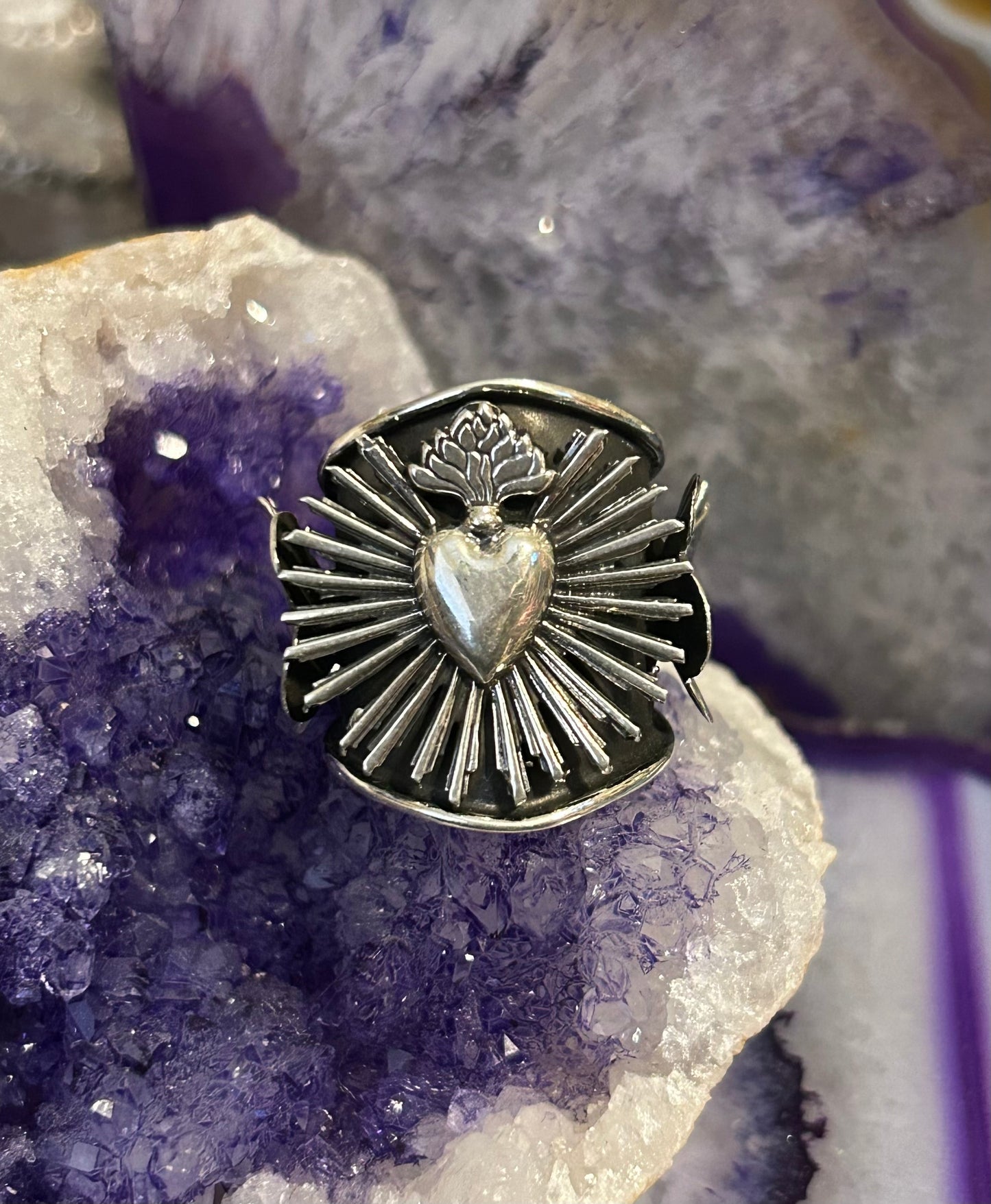 Taxco Mexico Sterling Silver Sacred Heart & Flowers Statement Ring Size 7-9