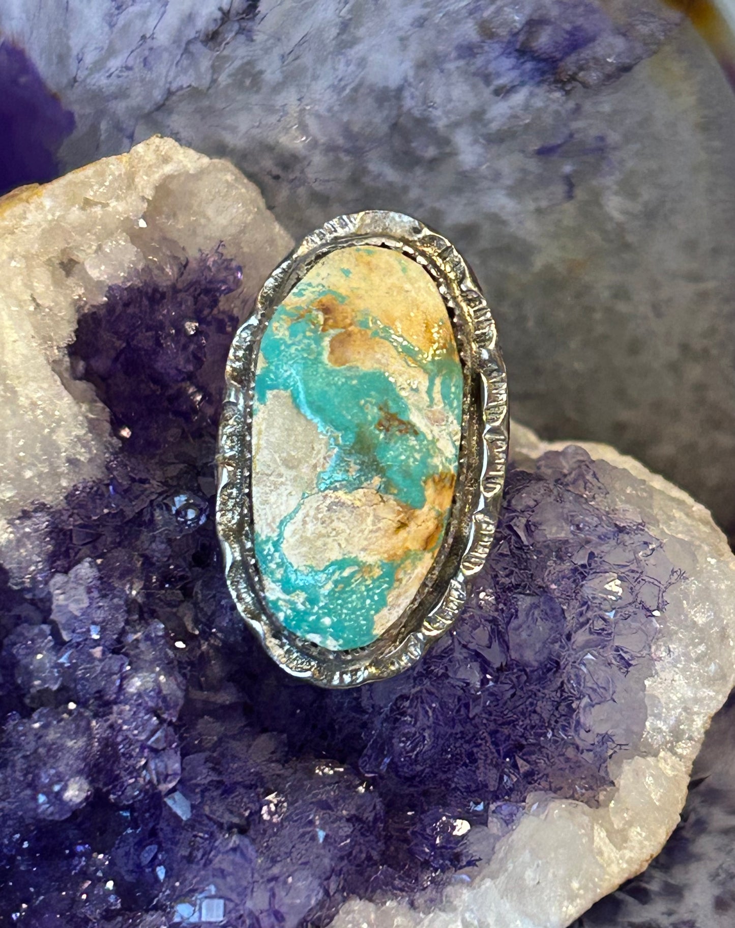 Vintage Southwest Sterling Silver Handmade Natural Turquoise Ring Size 8.25