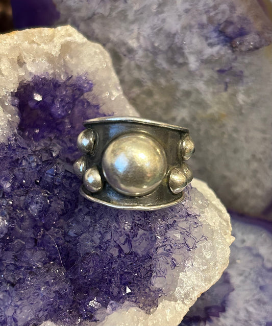 Sterling Silver Taxco Mexico Thick Ball Band Ring Size 6.25-8