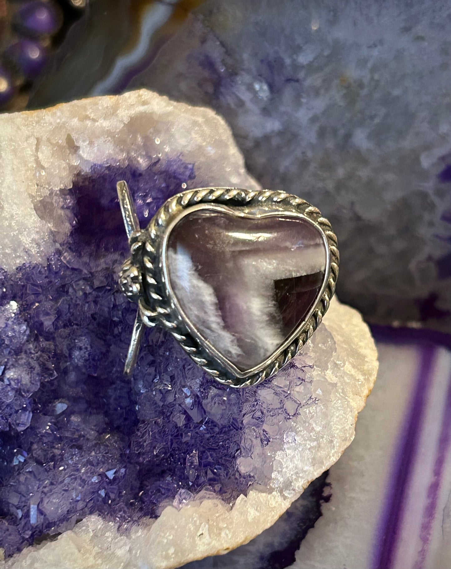 Sterling Silver Modern Taxco Mexico Chunky Chevron Amethyst Heart & Bee Ring