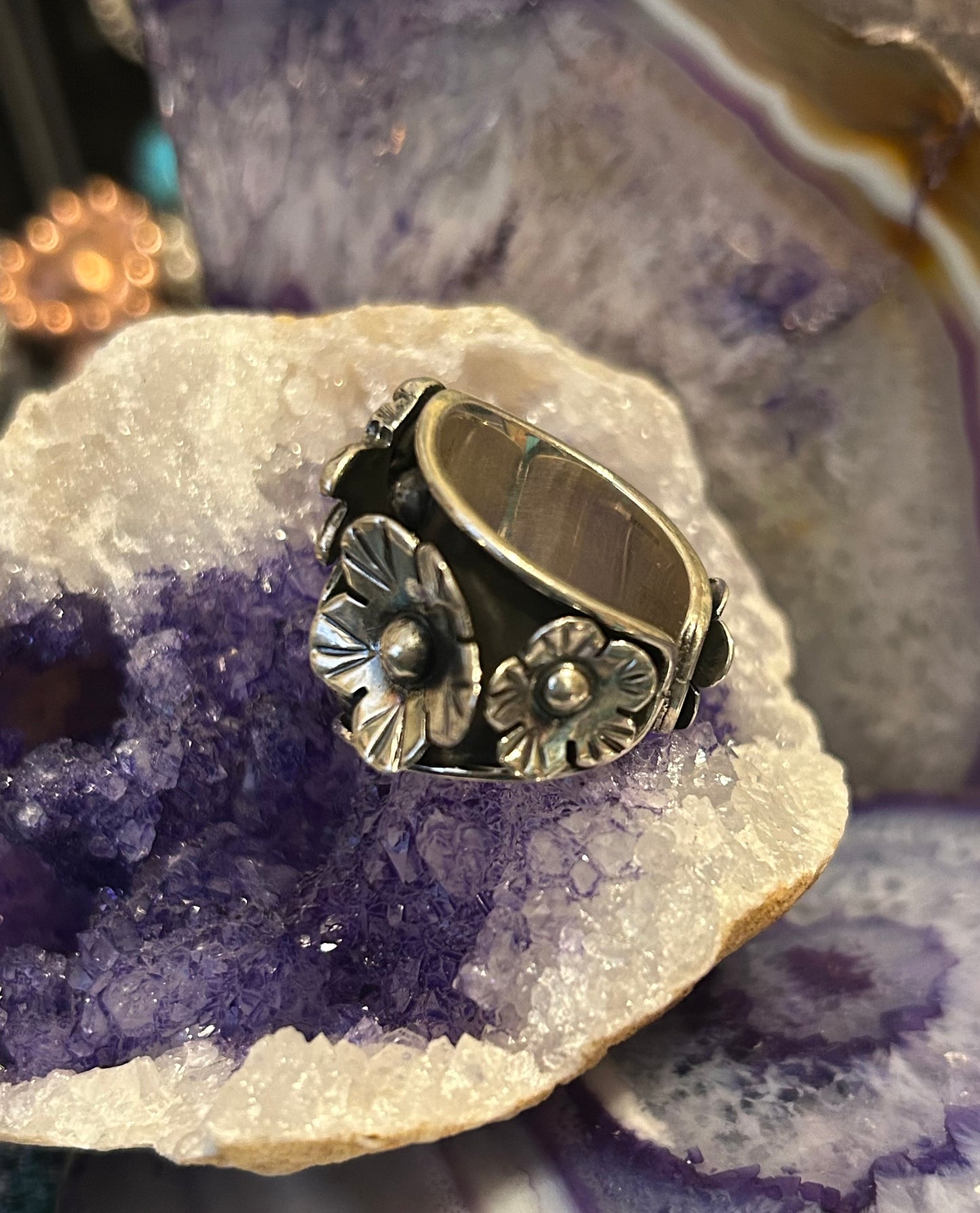 Sterling Silver Taxco Mexico Heart And Flower Wide Band Ring Size 6.75-8