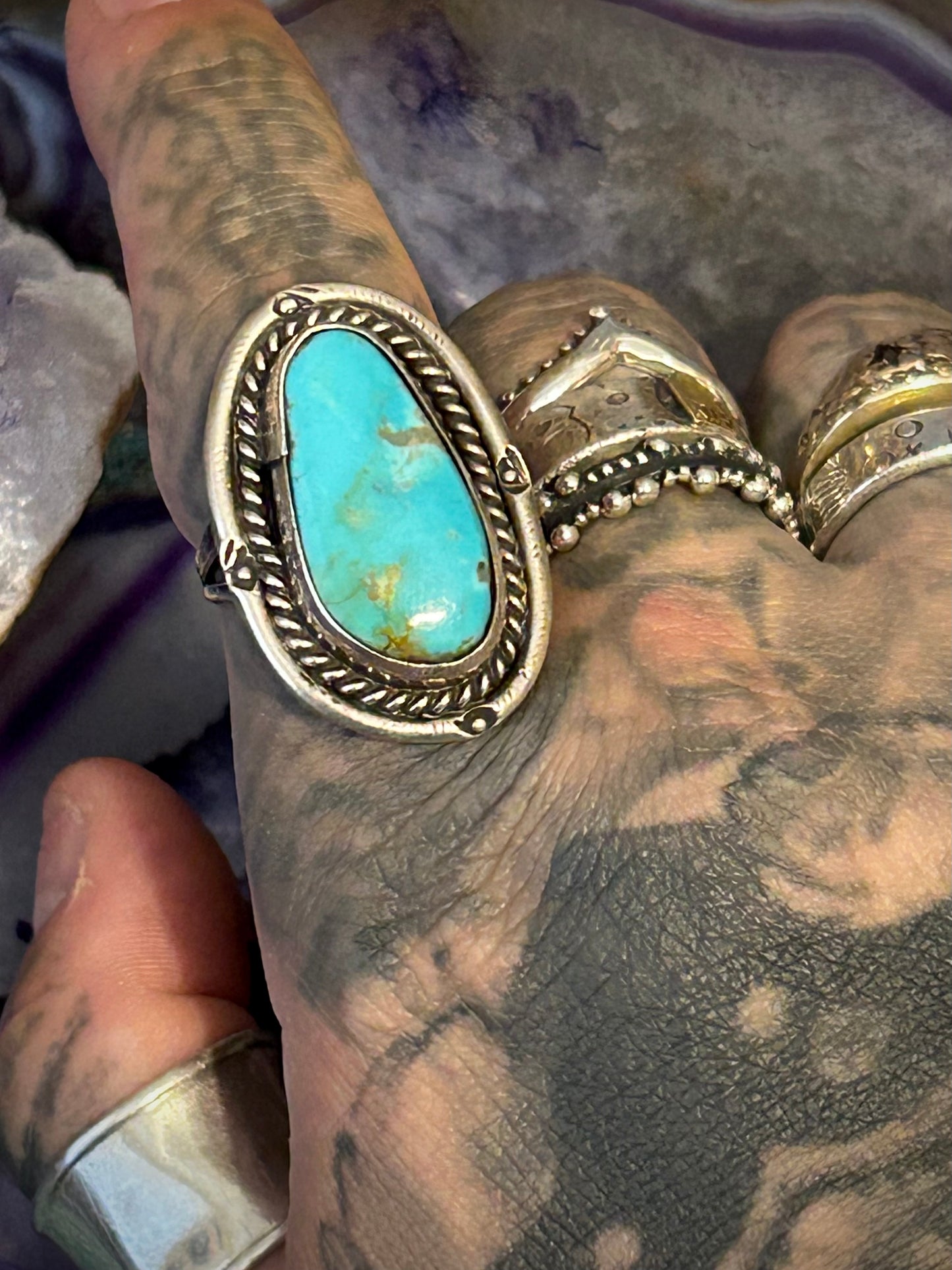 Sterling Silver Vintage Native American Turquoise Ring • Size 7