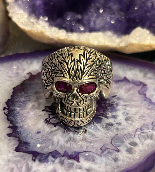 Sterling Silver Large Skull With Ruby Eyes And Leaves Design Ring Size 10