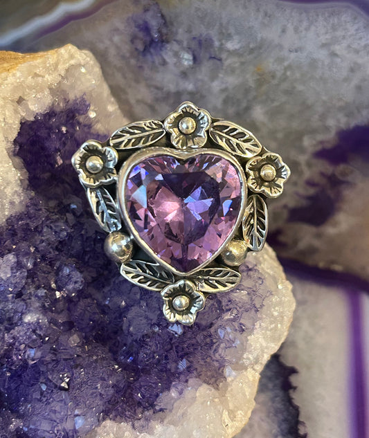 Taxco Mexico Sterling Silver Large Lavender Zircon Heart & Flowers Ring Adjustable
