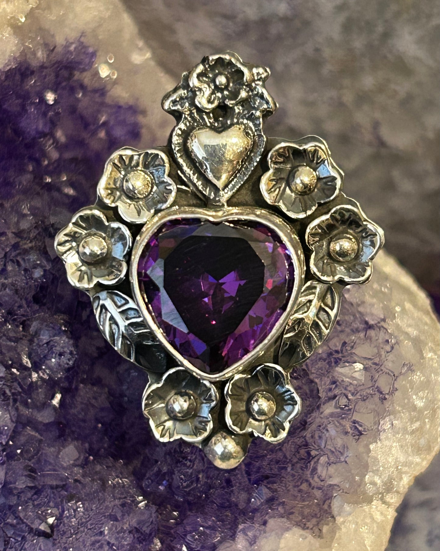 Sterling Silver Modern Taxco Mexico Purple Zircon Heart & Flowers Adjustable Ring