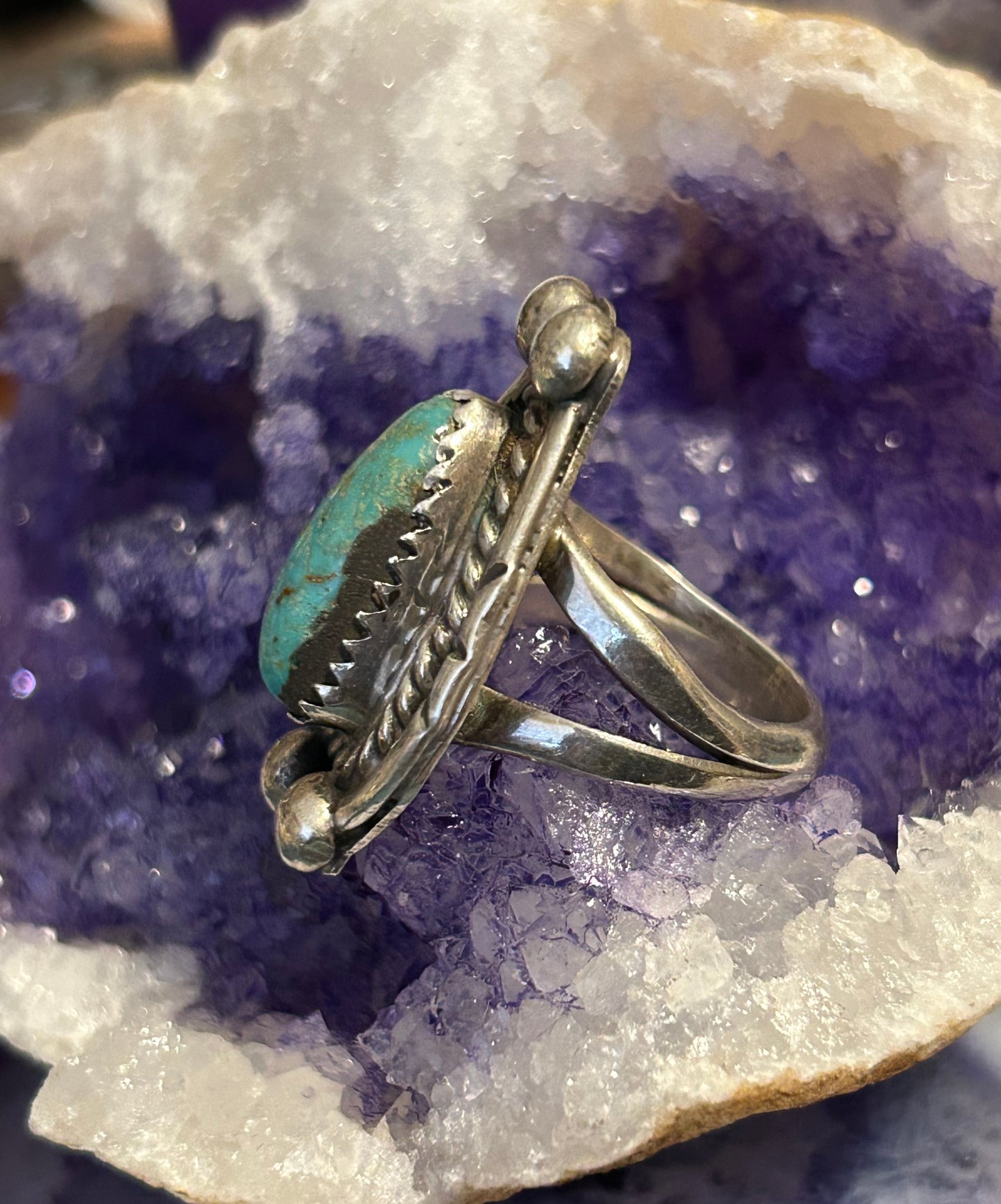 Vintage Sterling Silver Natural Turquoise Ring • Size 7.25