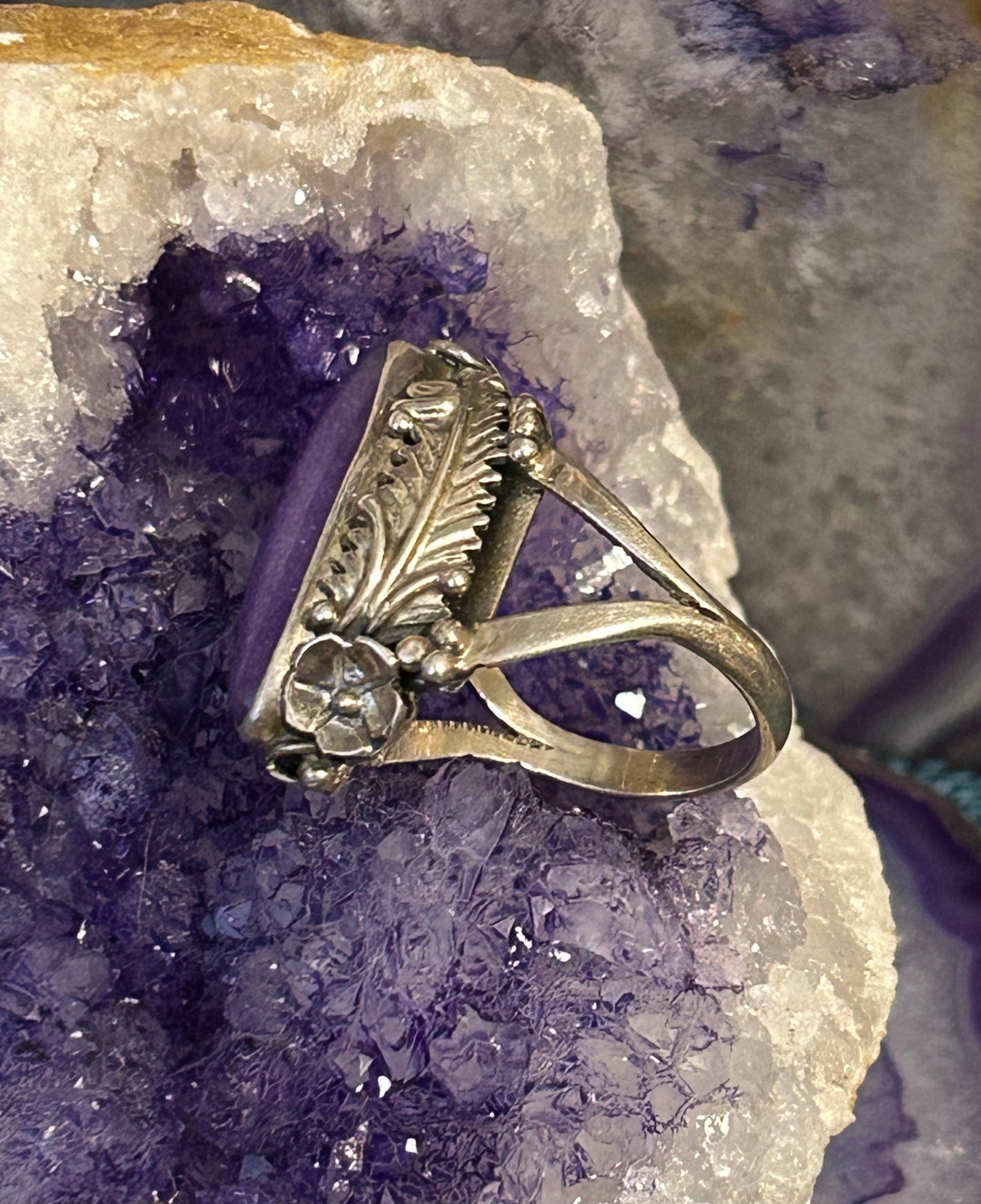 Vintage Sterling Silver Navajo RAMONA Purple Stone & Flowers Signed Ring Sz 8