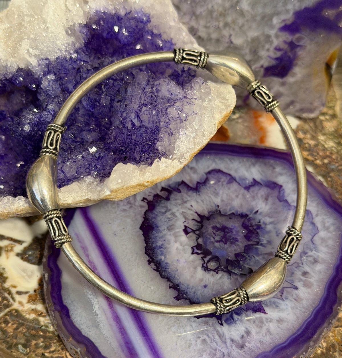 Vintage Estate Sterling Silver Bali Style Bangle Bracelet