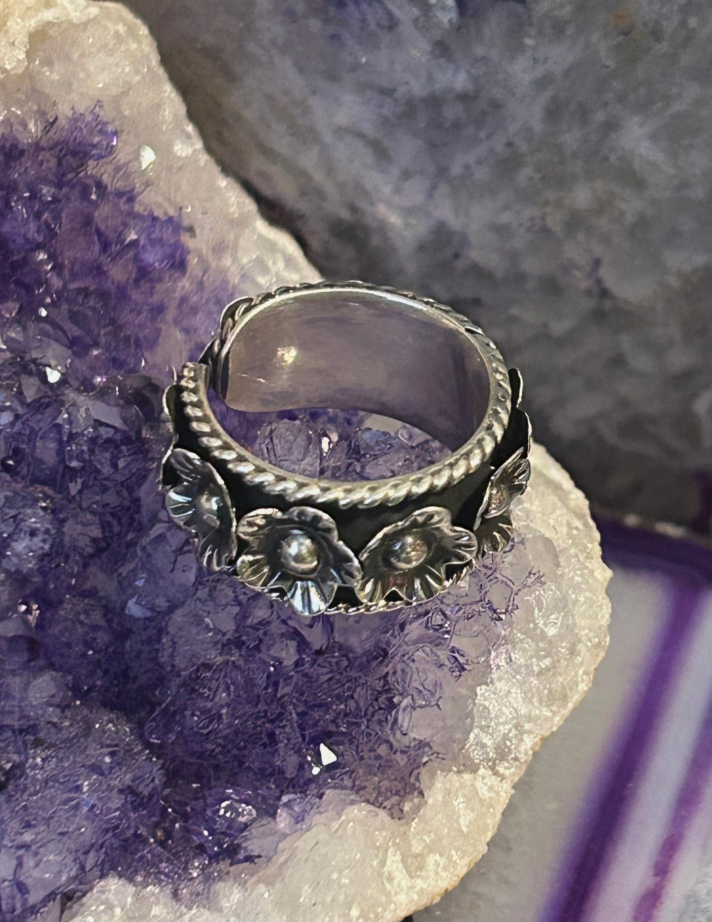Sterling Silver Taxco Mexico Flower & Rope Band Ring Size 7-9