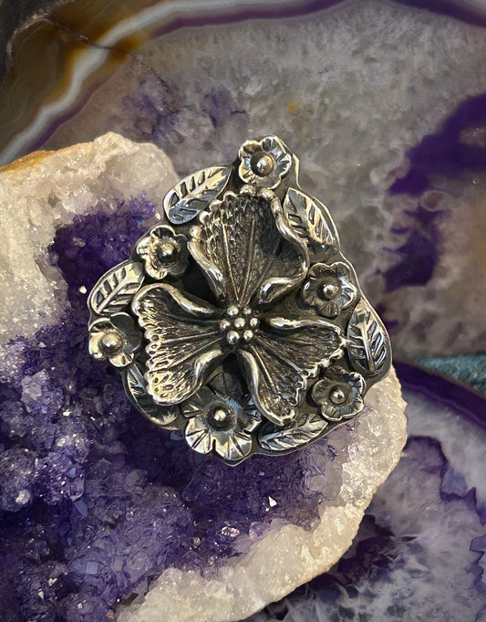 Sterling Silver Taxco Mexico Dogwood Blossom-like Flower Large Ring Size 7.5-9
