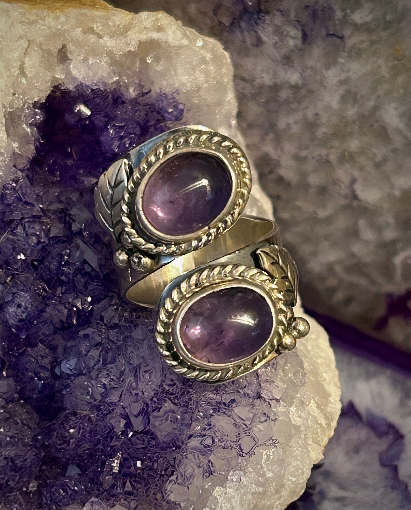 Sterling Silver Made In Taxco Mexico Large Bypass Ring w/ Amethyst & Leaves