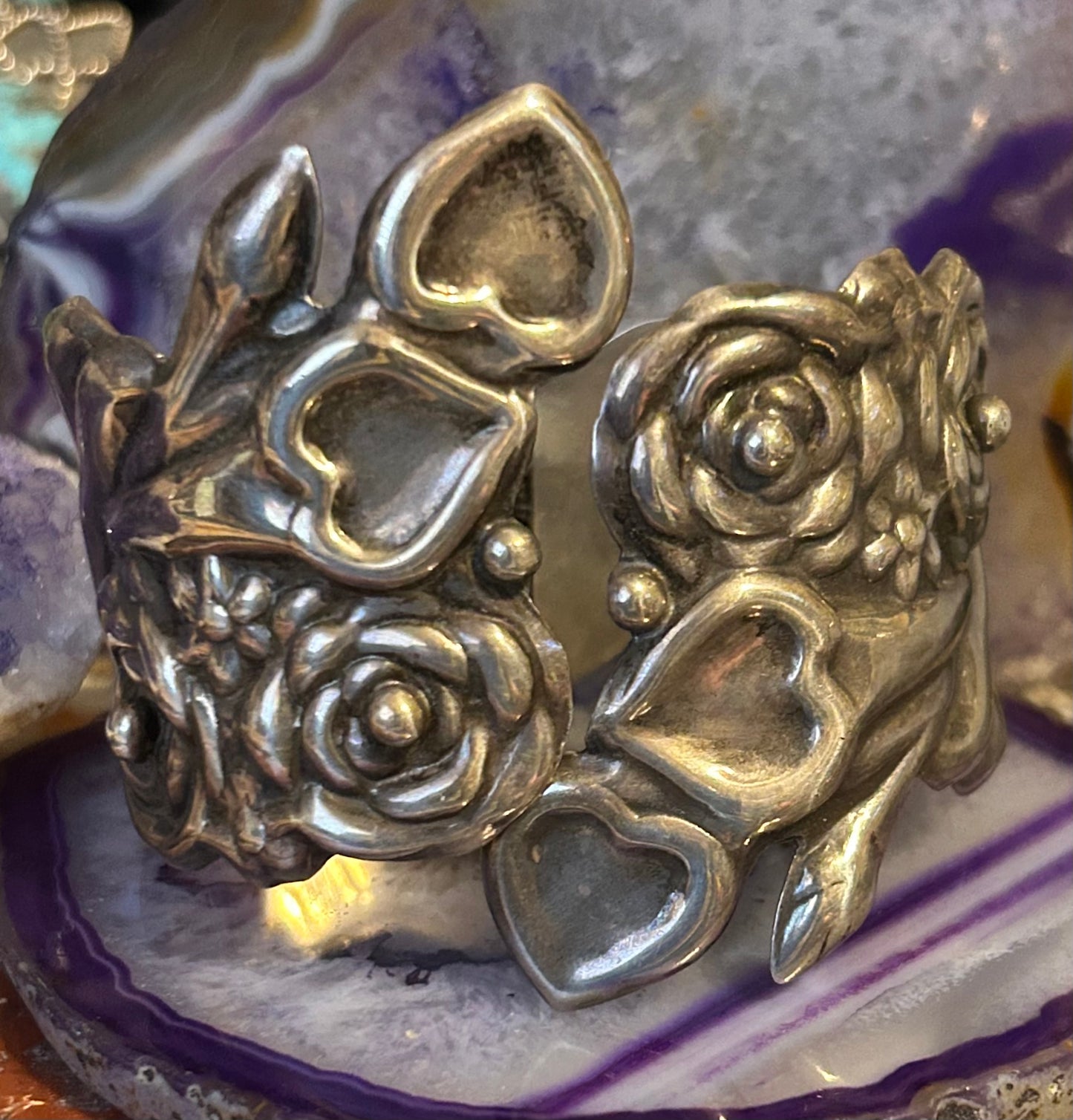 Vintage Taxco Mexico Sterling Silver bouquet of Hearts & Roses Repousse Clamper Bracelet
